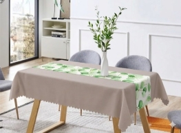 Table Cloths & Runners